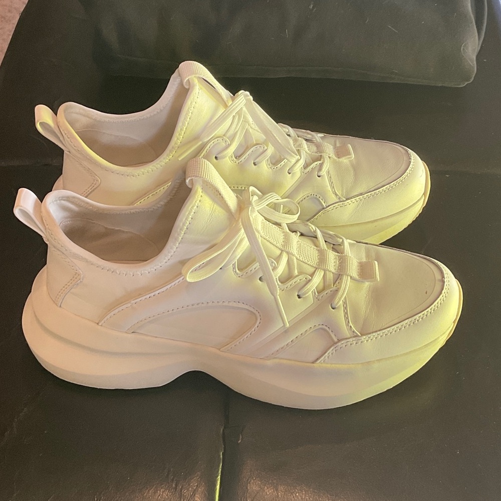 Zara Women's White Leather Sneakers